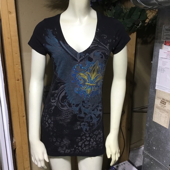 Love It Tee Shirt - Picture 9 of 16